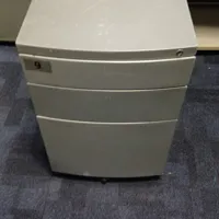 Pedestal - 3 drawer
