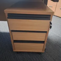 3 drawer under desk pedestal